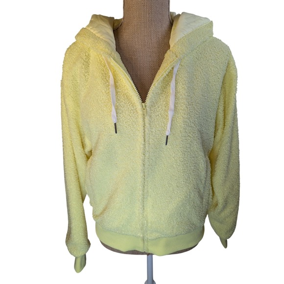 Steve Madden Jackets & Blazers - STEVE‎ MADDEN Boucle Fleece Zip Up Hoodie Jacket Pale Yellow Size M